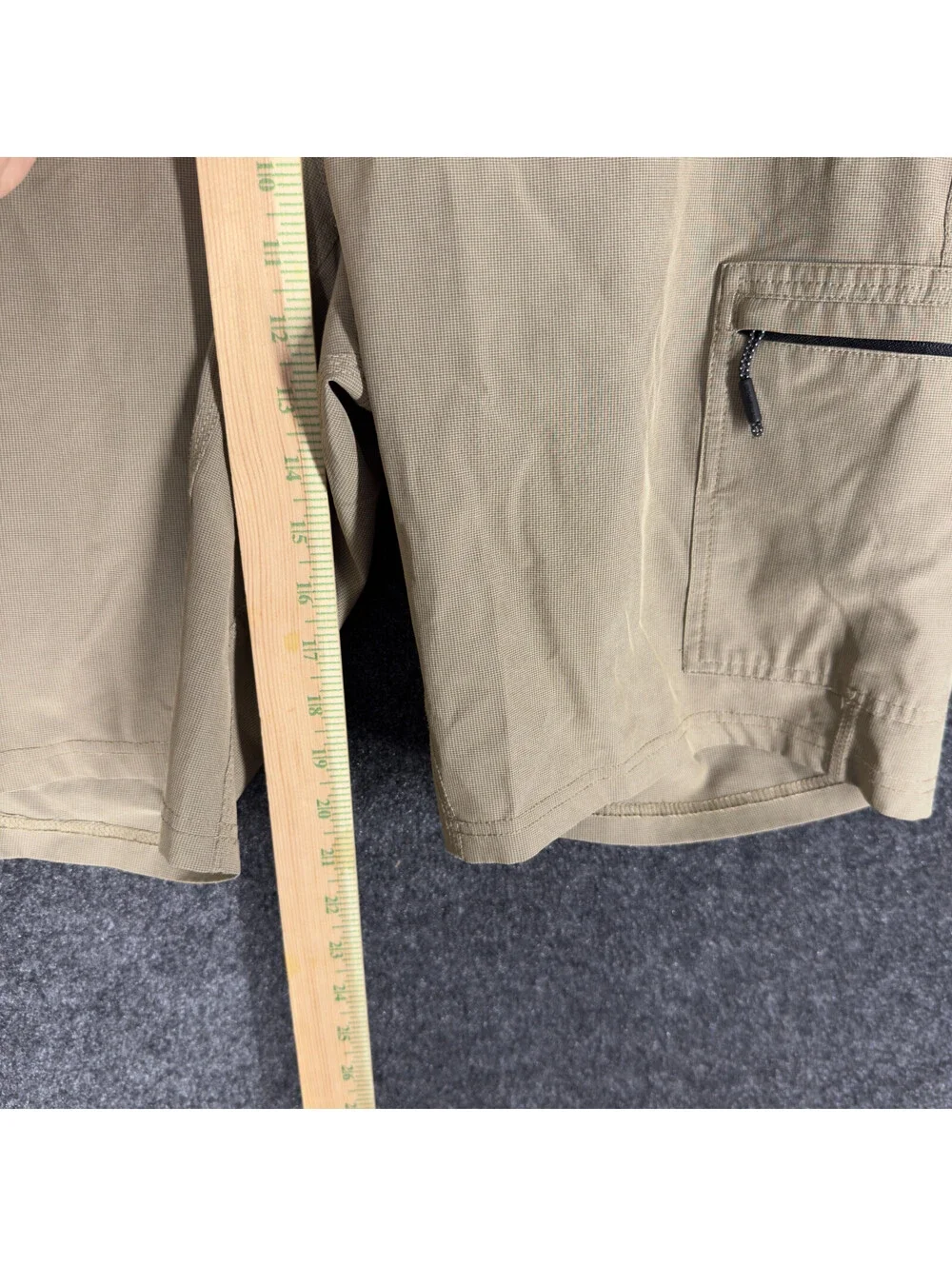 O'Neill Cargo Shorts Men 32 Brown Mid Rise Pockets Stretch Flat Front Regular